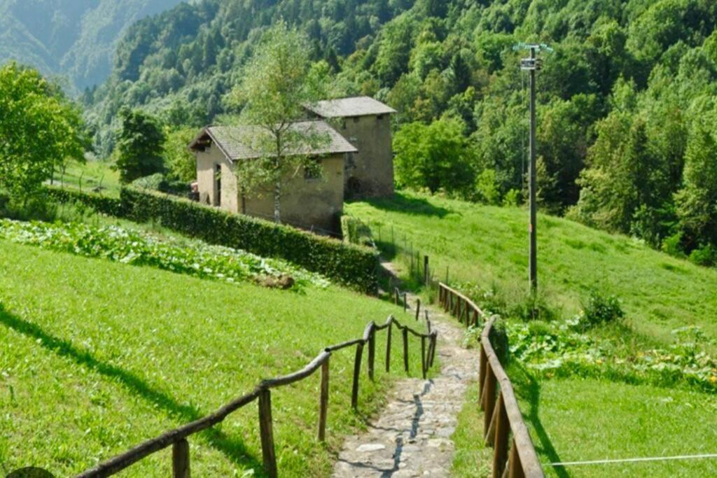Appartamento Panoramico Casa Gerro Averara Екстер'єр фото
